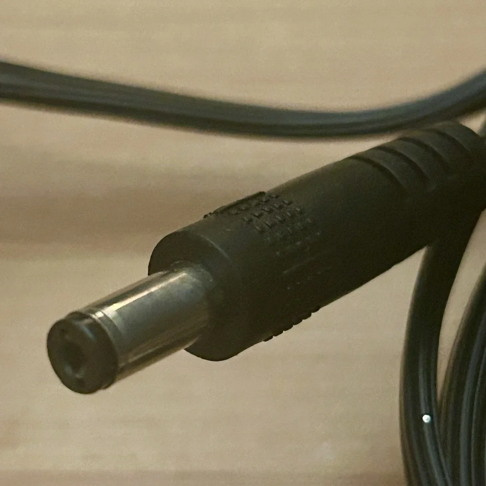 Snark SA-1 AC Adapter 9 Volt Supply Powers Up To 15 Guitar Effects Pedals